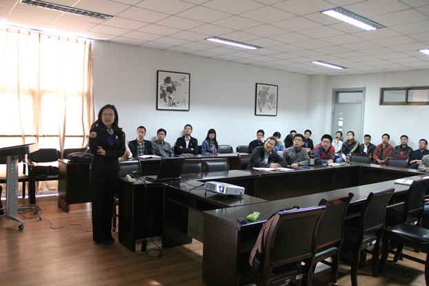 苏州大学第五娟教授淮师化院讲学